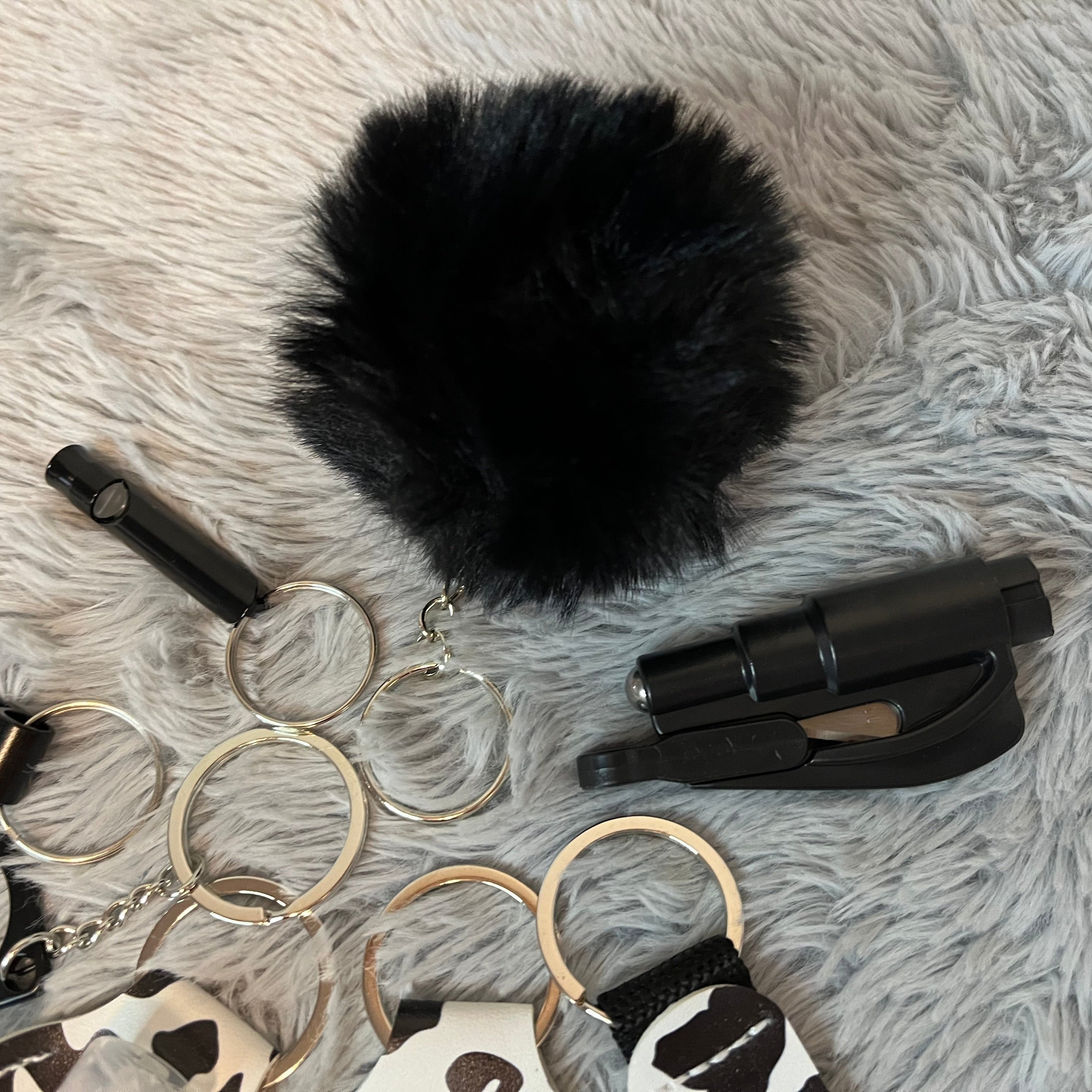 9pcs Cow Print Faux Leather Safety Keychain Set